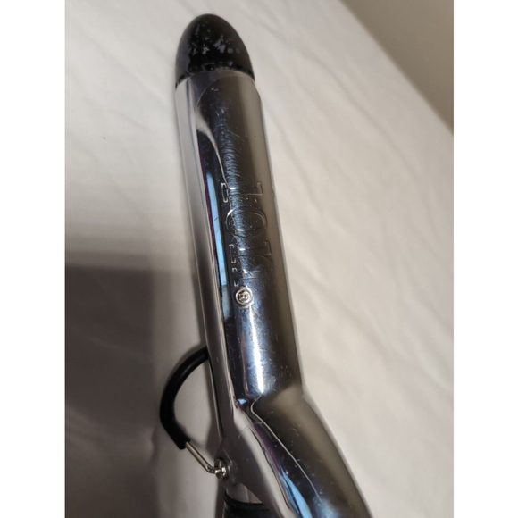 Ion Curling Iron, 1.25 Inch Barrel L, Swivel Cord, Pre-owned - Picture 2 of 7